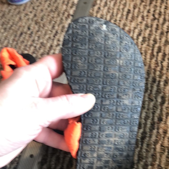 Girls sanuk sandals - Picture 3 of 3